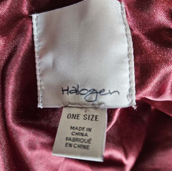 Halogen Lux Faux Fur Maroon Wrap - Picture 4 of 6